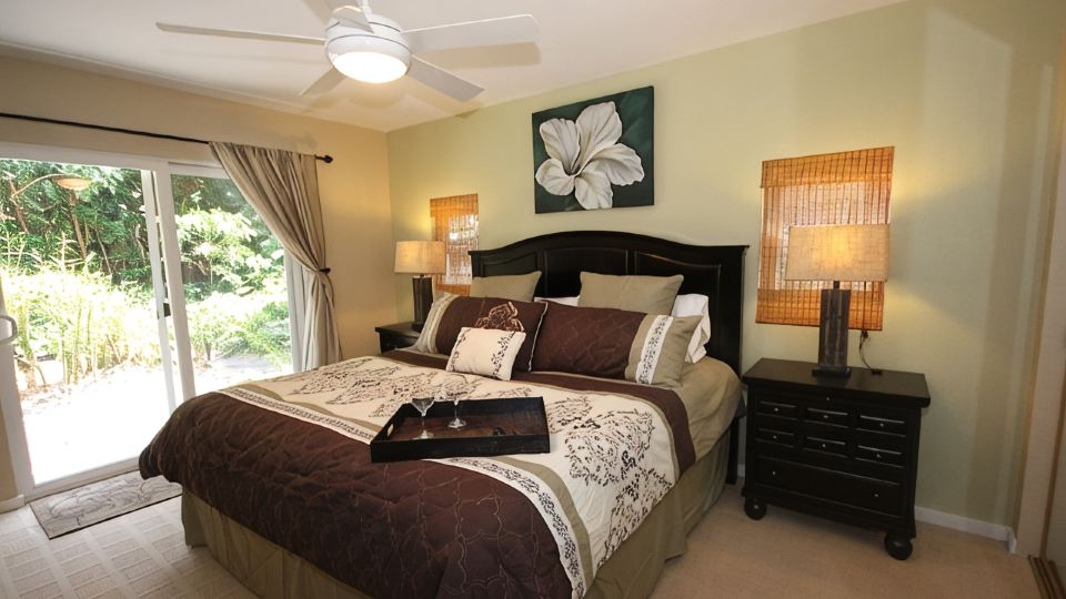 Magic Sands Home, Steps from the Beach! Air Conditioned! 3D Tour to View Space