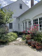 A Quintessential New England Historical Guesthouse