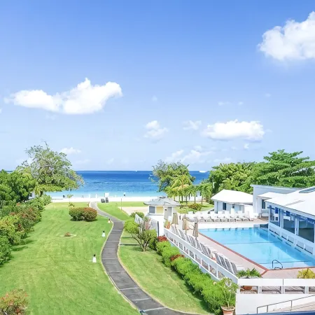 Allamanda Beach Hotel