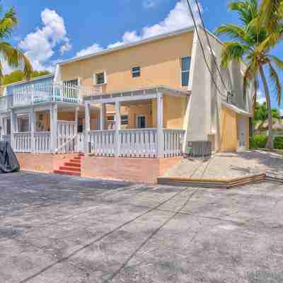 Fall Special! 5 Star Resort Lagoon Pool Tennis GolfCart Kayaks Amenities Hotel Exterior