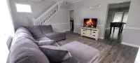Charming 3-bedroom house with AC, fitness equipment, WiFi in brilliant Brewster