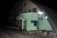 Altek Hotel - parking