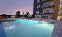 Stylish & Cozy 1 bed at 1 Min Walk to the Beach with Pool-Gym -Condo Apartment - Pools