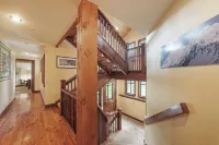 Beat the Heat! Spend 30+ Days @ Luxury 6-Bedroom Home; Walk to Canyons Village