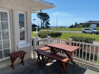 Steps to Beach! Pet Friendly. - 4-Star