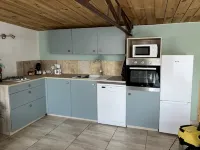 Farmhouse cabin with indoor pool and Jacuzzi