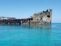 Steps from beach and infinity pool, Golf Cart Optional