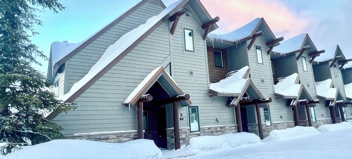 Stunning Ski-in Ski-out Saddle Ridge End Unit in Big Sky/Moonlight Hotels in Big Sky