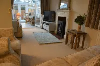 A wonderful retreat on the Island of West Mersea - 4-Star