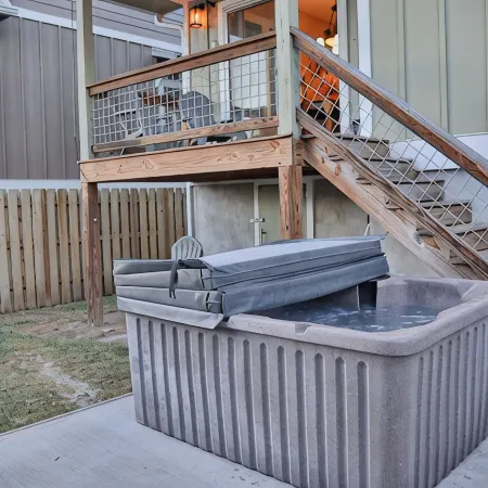 Walk to Train! Pet-Friendly Townhome!