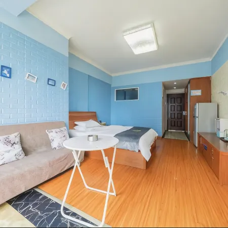 Blue Whale Hotel (Chenzhou Wuling Square Branch)