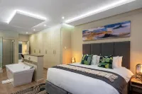 Cag the Hub Bryanston - Balkoner