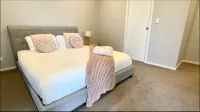 Hamilton Three bedrooms house - 4-Star