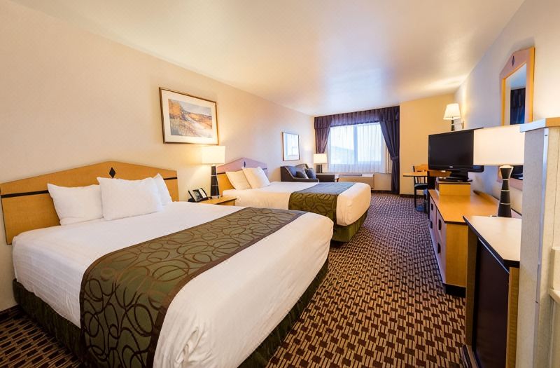 Crystal Inn Hotel & Suites - Great Falls