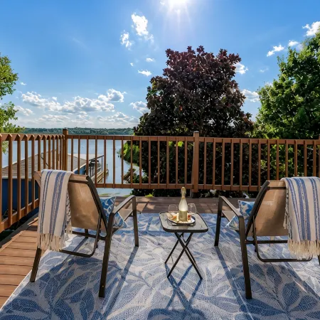 4Br Granbury Lakefront Home w/ Hot Tub, Dock & Game Room