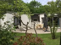 Single-storey house with private garden and terrace. ANCV, Pets allowed - Homestays