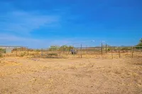 Tiny Home Getaway in Arizona-Mountain views in Rural Area - Mountain View
