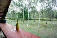 Airlie Beach Eco Cabins - Adults Only - Homestays
