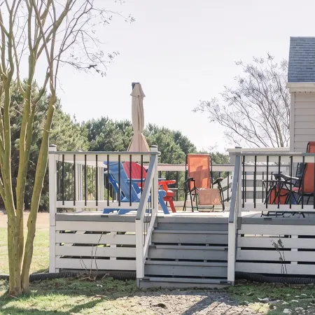 Newly Renovated, 4Bd 2 BA, 1 Full Acre, Sleeps 8, and is Pet Friendly.