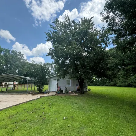 Peaceful and Safe! Pet Friendly!