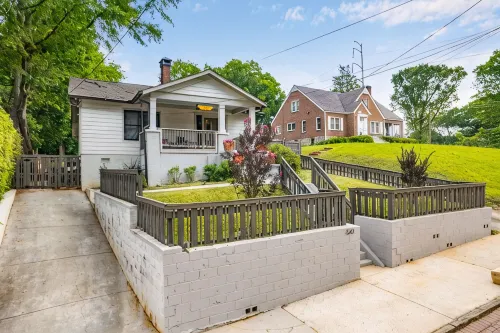 New 4 BR Bungalow Close to Everything Atlanta All 5 Star Reviews