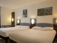 The Originals Access, Hôtel Bourges Gare Ξενοδοχεία στην πόλη Μπουργκ