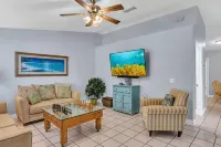 The Dahl House in Sebastian, just minutes to the Indian river and Wabasso Beach. - 3-Star