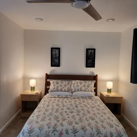 Tranquil Springs: Forest Retreat Unit 6, Townhome with Natural Hot Springs! Отели в г. Трут-ор-Консекуэнсес