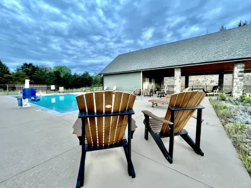 New! Private 5BR 5,000 SqFt Lake House on 7 Acres