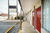OYO 堪薩斯南哈欽森西第 4 大道飯店 - 2 星級