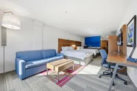 Holiday Inn Express & Suites BETHLEHEM ARPT-ALLENTOWN AREA by IHG - Parking