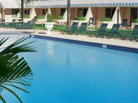 Castaways Resort and Suites Hotels in Freeport