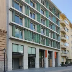 Leon Hotel & Lounge 7区 エルジェーベトヴァーロシュのホテル