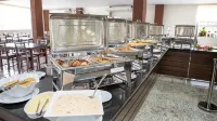 Hotel Zandoná - servizio colazione