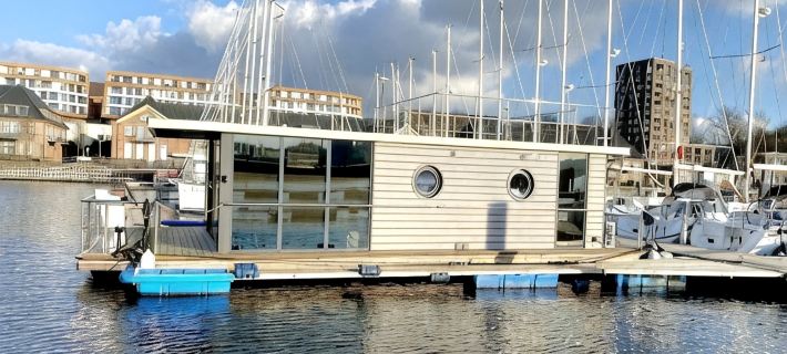 Houseboat Luv in Sonwik harbor with a view of Denmark Hotels in Flensburg