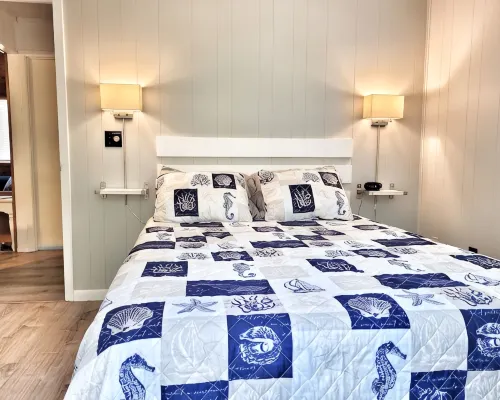 500 ft from Beach in Duck! Charming Obx Cottage "The Cozy Duck"  4 Bd/2 ba فنادق في دوك