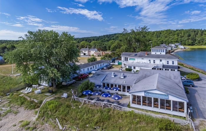Spinneys Guesthouse & Beach Cottages
