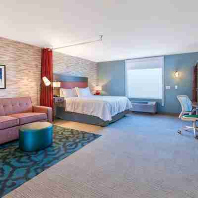 Home2 Suites by Hilton Saginaw Rooms