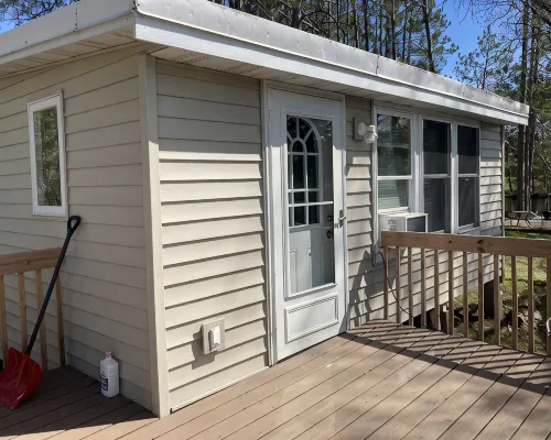 Quaint lakefront cabin Ξενοδοχεία στην πόλη Lenroot