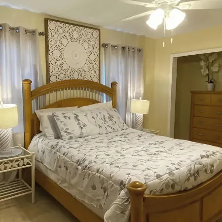 Mama’s home Hotels in Pharr