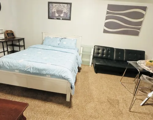 Main Central Avenue Basement Studio