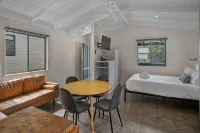 Pet Friendly Stays - Big4 Aireys Inlet - Balkoner