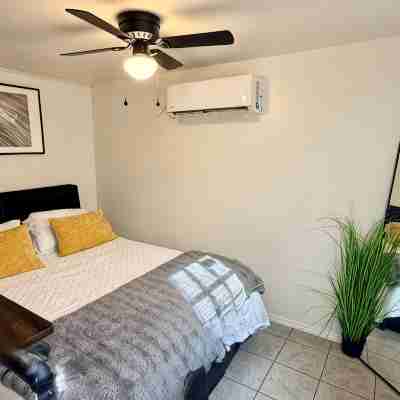 Casita – Cozy & Relaxing Studio Near Downtown, Utep & Fort Bliss Rooms