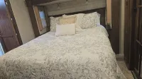 Cozy RV with AC and WiFi in Marvelous Metaline - 3 tähden