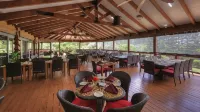 Paradise Hotel & Resort - breakfast