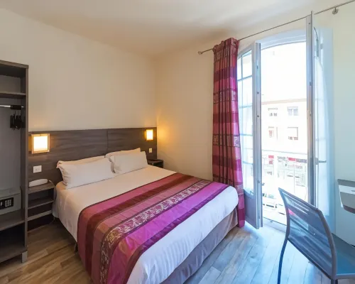 Hotel le 21 Hotels in Saint-Raphaël