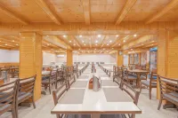 Snow Peak Retreat & Cottage
