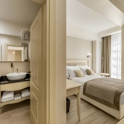 Old Town Boutique Hotel Отели рядом с достопримечательностью «Улица Липскань»