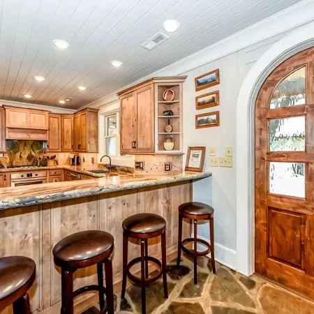 TOWNSEND SUNRISE DREAM Pavilion, Hot Tub, Arcade Games, Theater Room, Bunk Room!