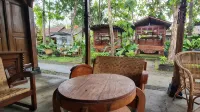 Anugrah Borobudur - 2-Star